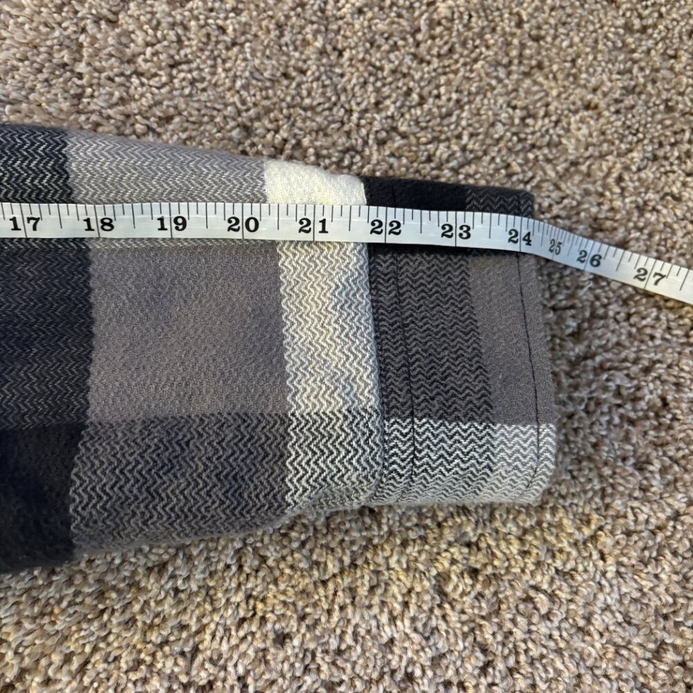 Black Rivet Quilted Shacket - Picture 11 of 11